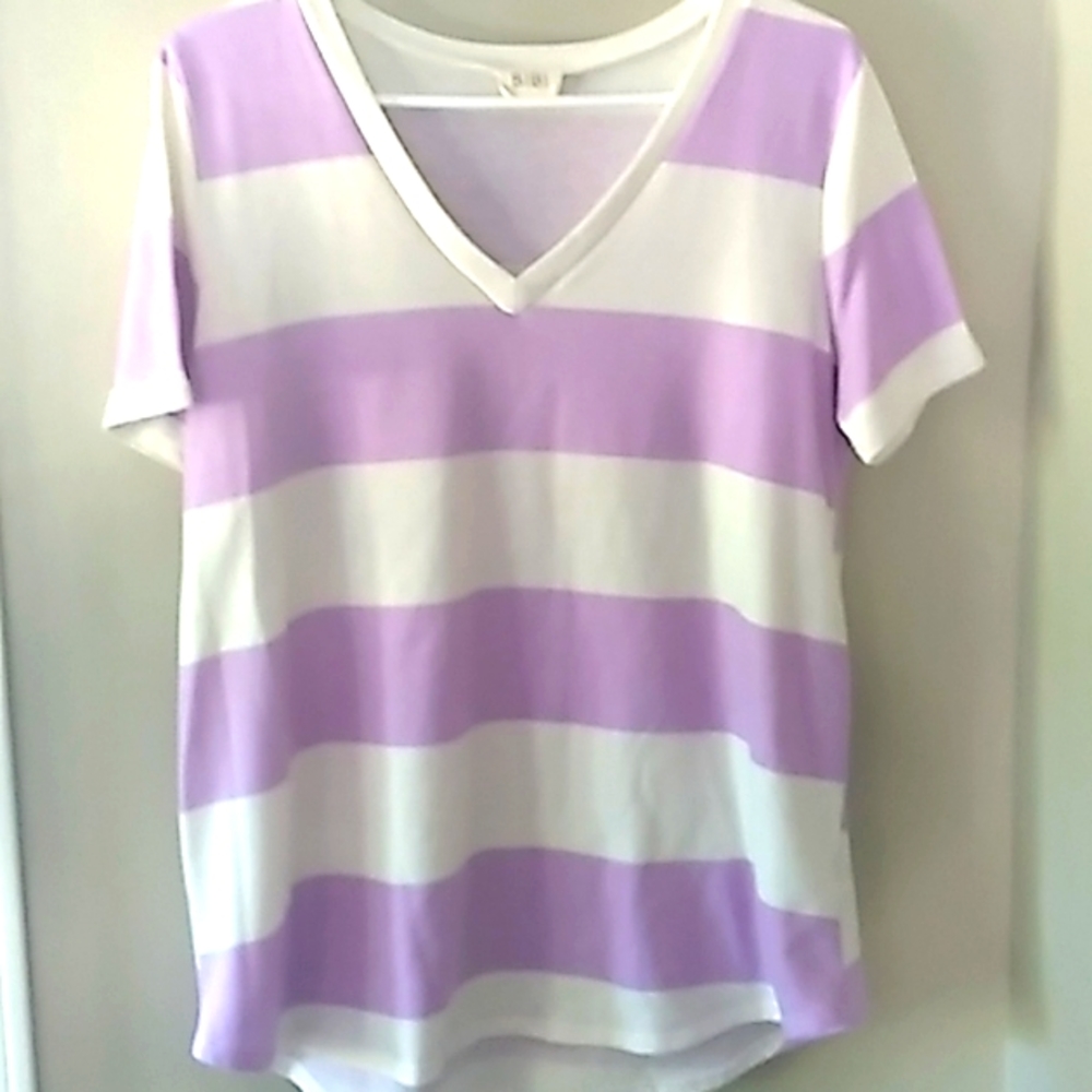 BiBi striped t shirt M 🩷🩷🩷🩷